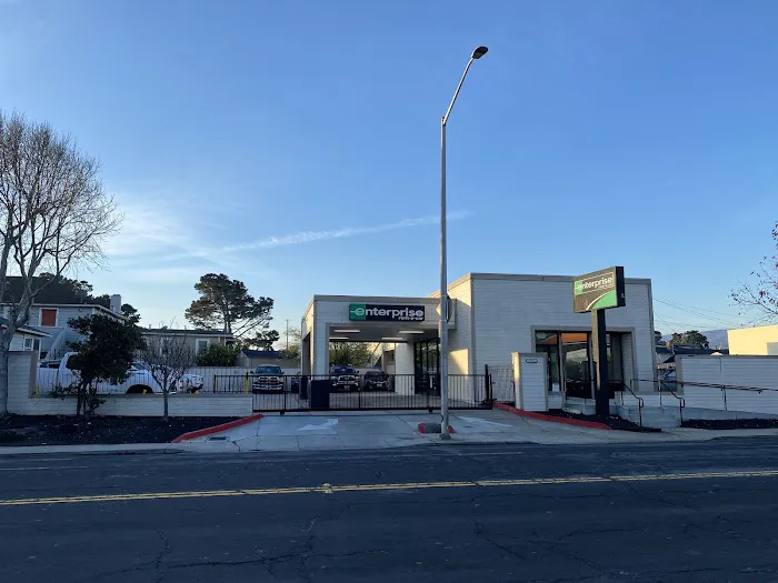 Enterprise Rent-A-Car Picture 2