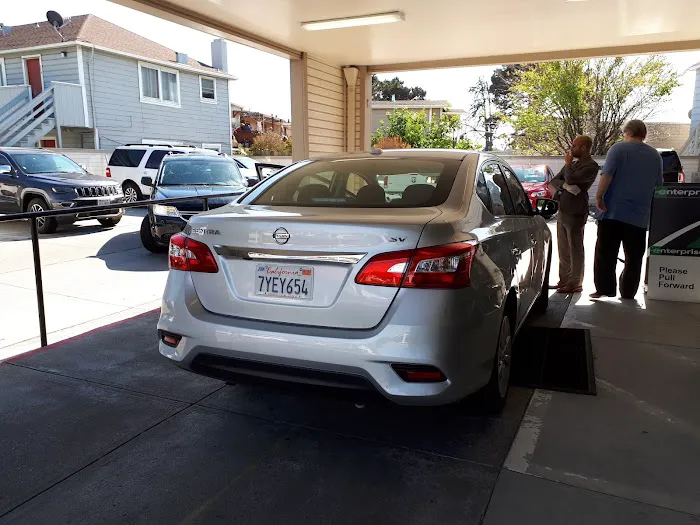 Enterprise Rent-A-Car Picture 6