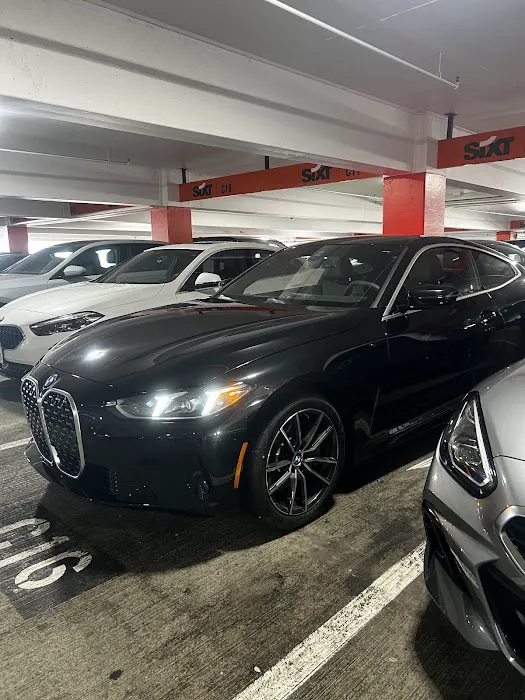 SIXT Rent a Car San Francisco Int Airport Picture 9