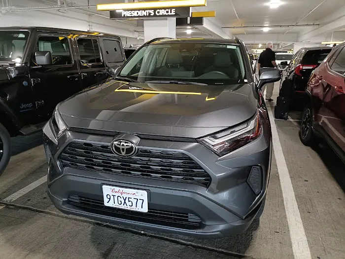 Hertz Car Rental - San Francisco - San Francisco International Airport (SFO) Picture 7