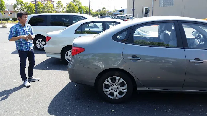 Super Cheap Car Rental Picture 3