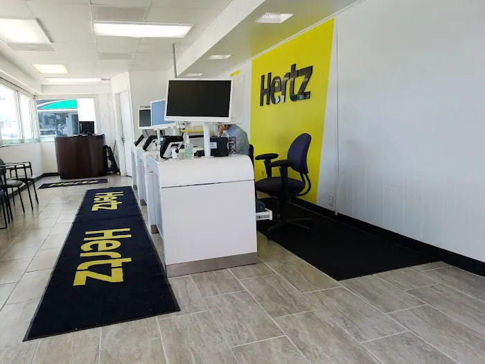 Hertz Car Rental - Raleigh - Capital Boulevard Picture 2