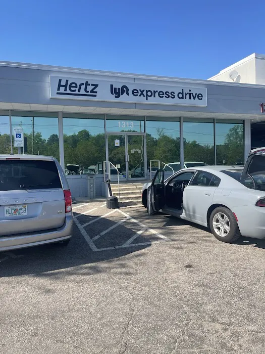 Hertz Car Rental - Raleigh - Capital Boulevard Picture 10