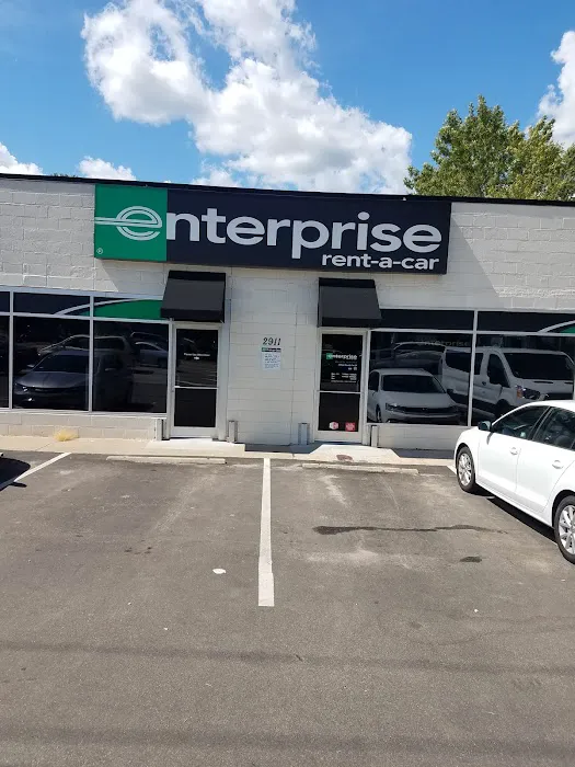 Enterprise Rent-A-Car Picture 3