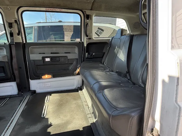 Loving Arms Medical Transport LLC Picture 1