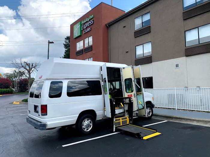 RDU Medical Transport Group LLC Picture 2
