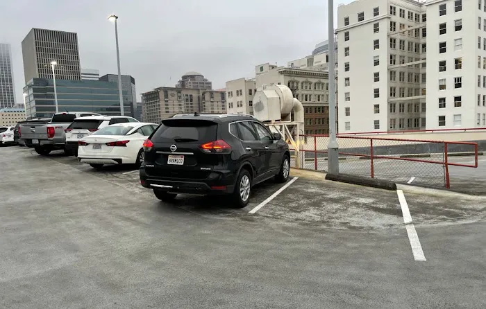 Budget Car Rental Picture 3
