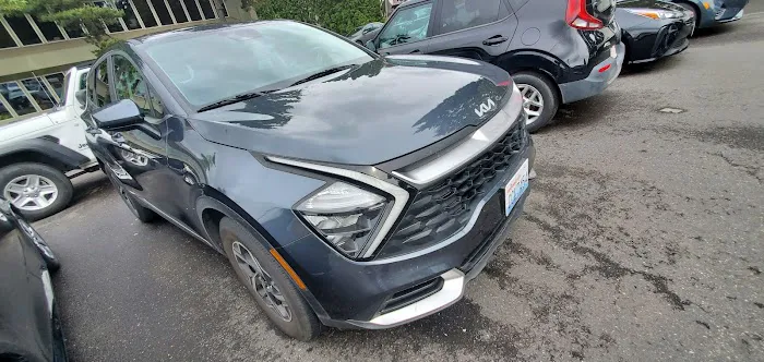 Budget Car Rental Picture 3