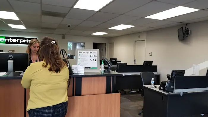 Enterprise Rent-A-Car Picture 1