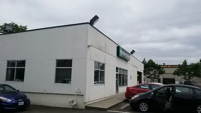 Enterprise Rent-A-Car Picture 2