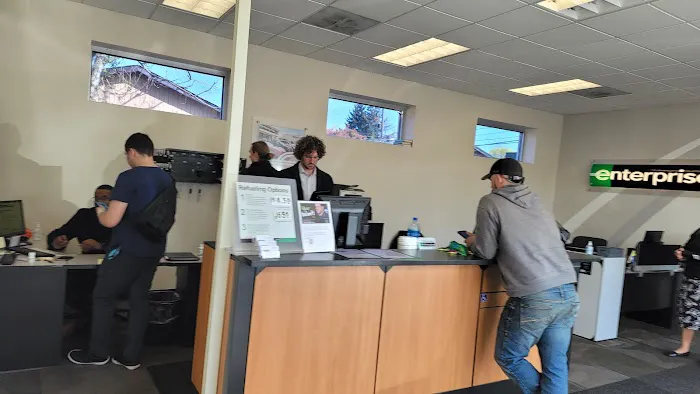 Enterprise Rent-A-Car Picture 1