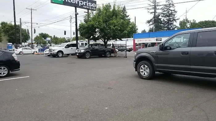 Enterprise Rent-A-Car Picture 7