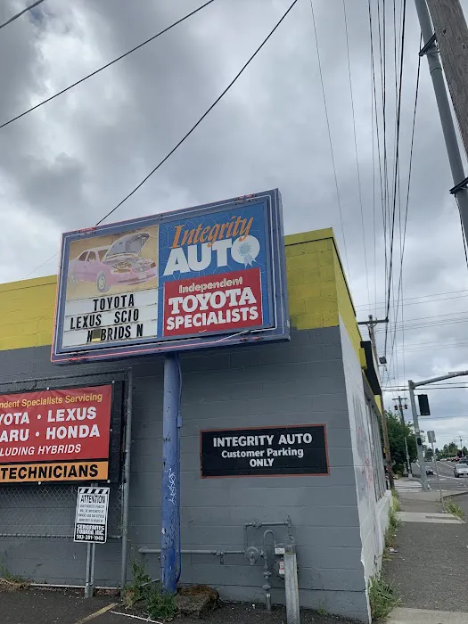 Hertz Car Rental - Portland - South East Stark Street Picture 10