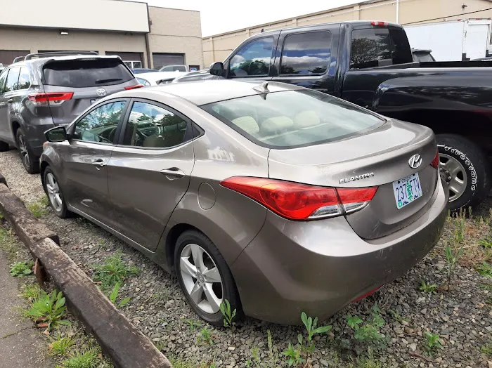 Service Rent A Car - Portland Picture 6
