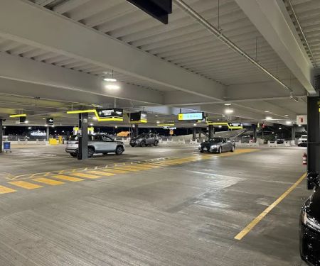 Hertz Car Rental - Portland - Portland International Airport (PDX)