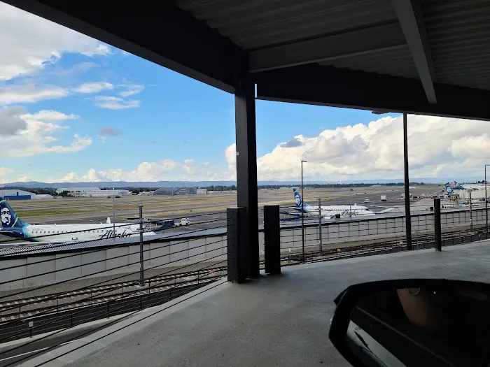 Avis Car Rental Picture 7