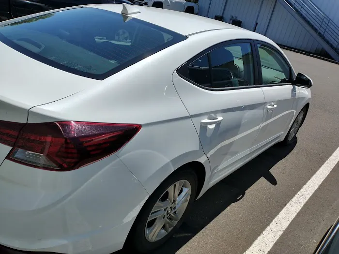 Enterprise Rent-A-Car Picture 4