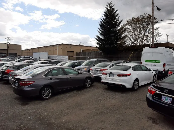 Service Rent A Car - Woodburn Picture 12