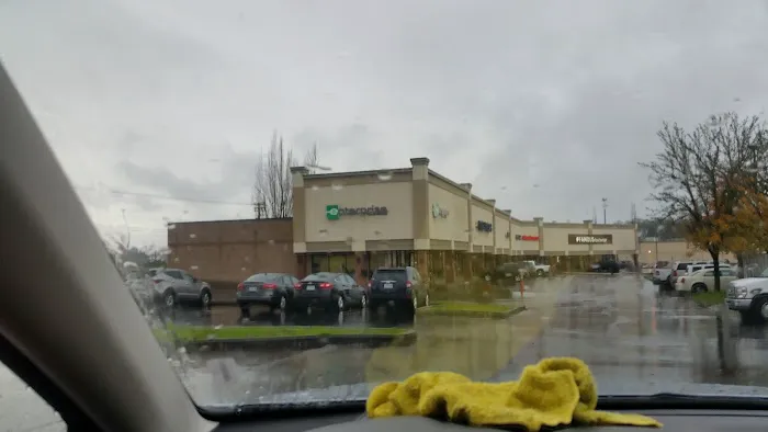 Enterprise Rent-A-Car Picture 10