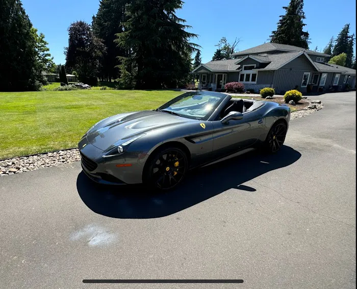 Fisher Luxury Rental Picture 2