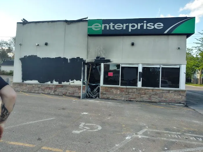 Enterprise Rent-A-Car Picture 3