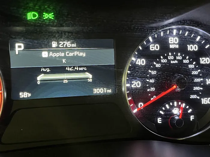 Avis Car Rental Picture 1