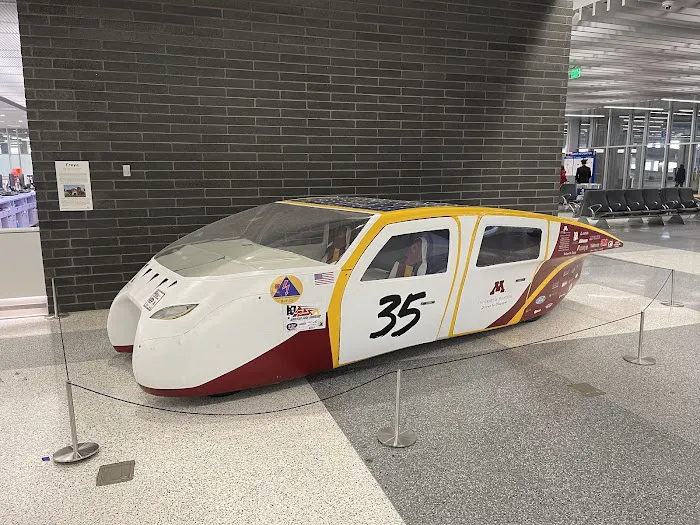 Terminal 1 Car Rentals Picture 3