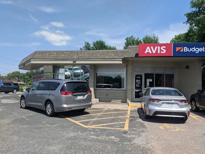 Avis Car Rental Picture 2