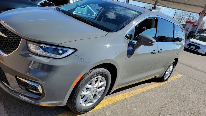 Budget Car Rental Picture 3