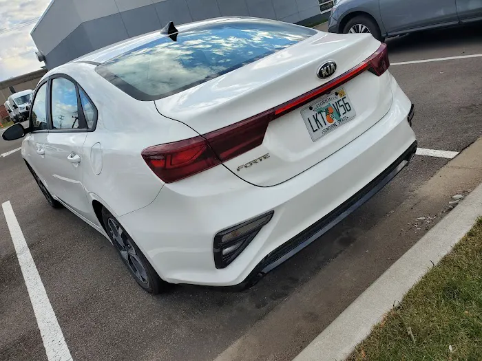 Budget Car Rental Picture 2