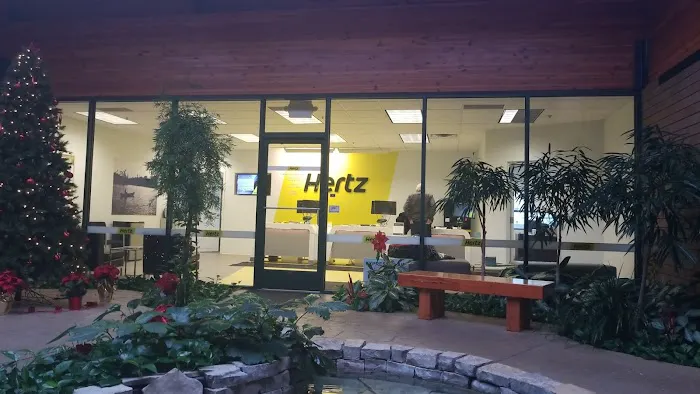 Hertz Car Rental - Bloomington - 2nd Avenue South Picture 4
