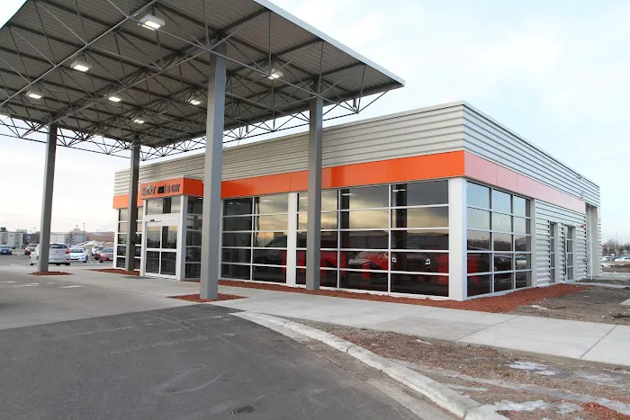 SIXT Rent a Car Minneapolis Int Airport - Terminal 1 Picture 4