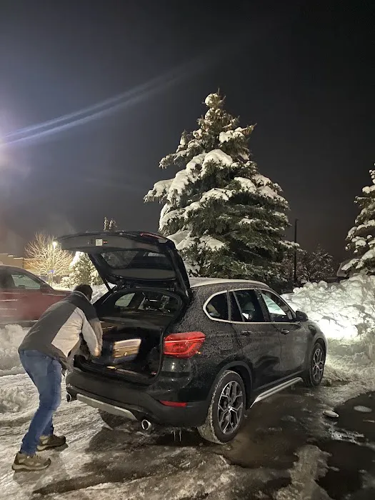 SIXT Rent a Car Minneapolis Int Airport - Terminal 1 Picture 7
