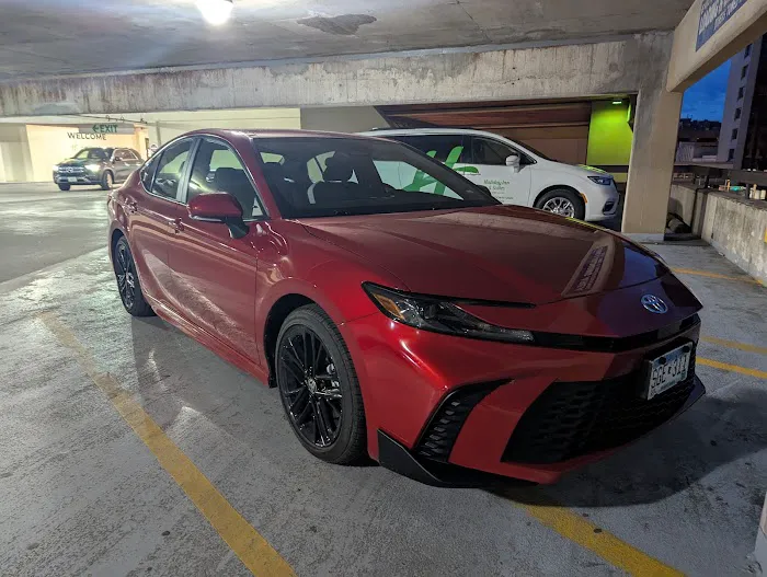 Terminal 1 Car Rental Return Picture 1