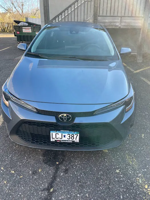 Top Tier premium car rental Picture 8