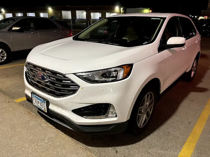 Avis Car Rental Picture 1