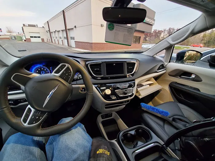 Enterprise Rent-A-Car Picture 2
