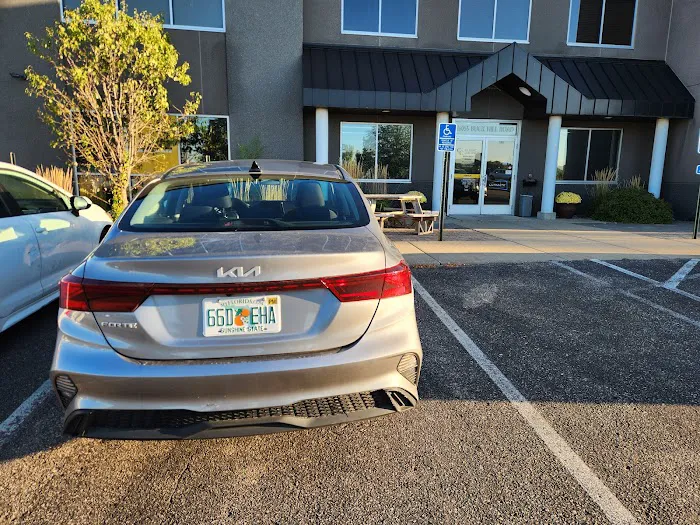 Hertz Car Rental - Lakeville - Crystal Lake Automotive Hle Picture 7