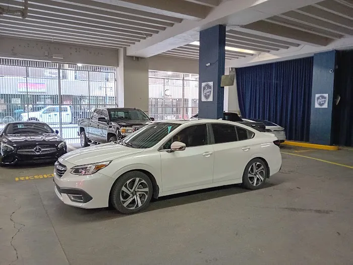 Avis Car Rental Picture 5