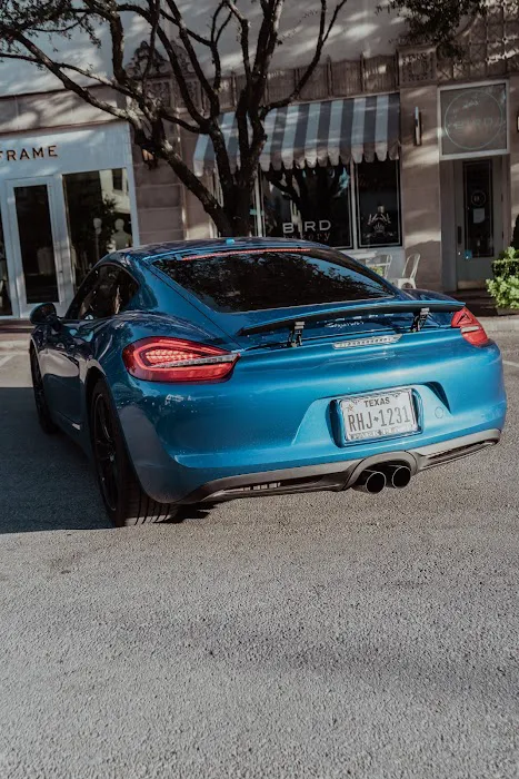 Roma Exotics - Luxury Car Rentals Picture 9