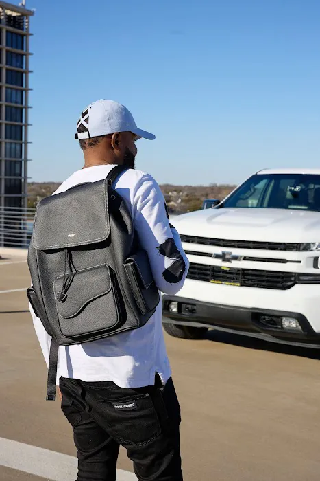 Quick-N-Izzy Car Rentals Picture 6
