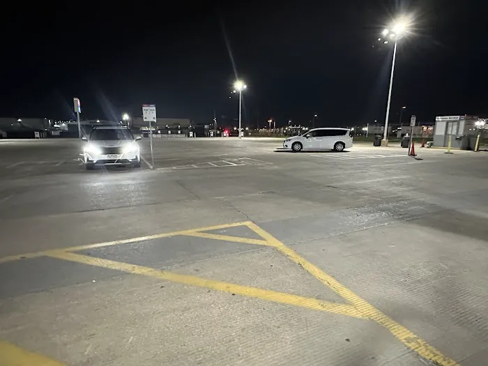 Thrifty Car Rental - Dallas - Love Field Airport Picture 2