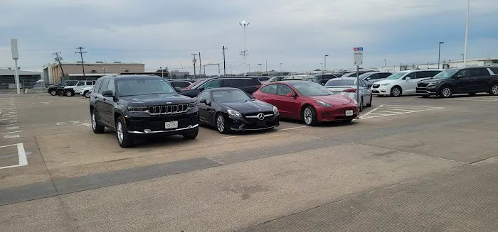 Thrifty Car Rental - Dallas - Love Field Airport Picture 9