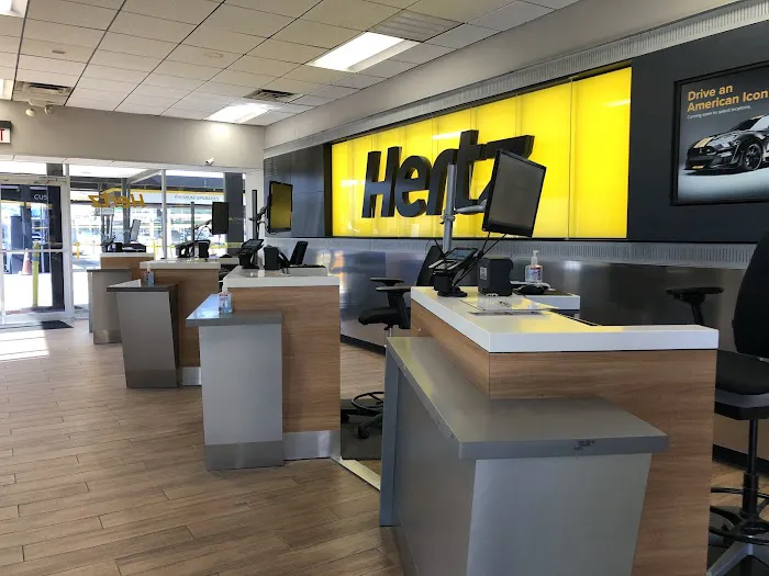 Hertz Car Rental - Dallas - Dallas Love Field Airport (DAL) Picture 1