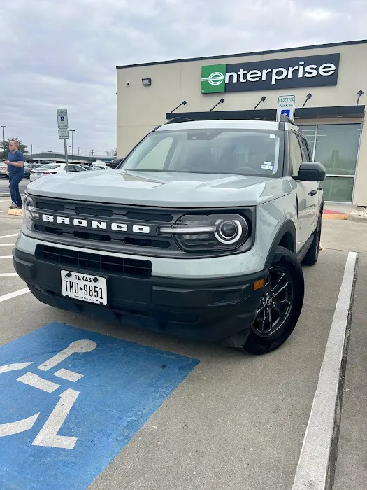 Enterprise Rent-A-Car Picture 9