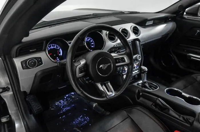 Executive Class Rentals Picture 9