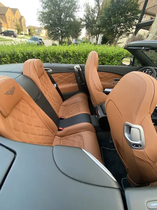 Foreign Oxygen Luxury Car Rental Picture 7