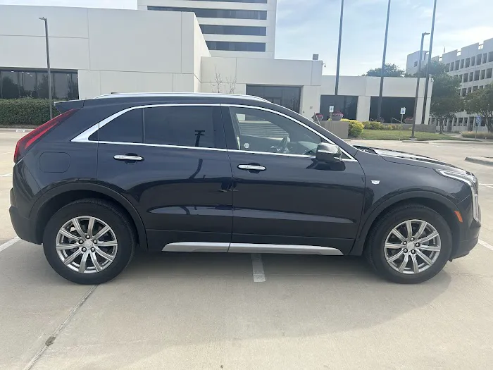 Avis Car Rental Picture 3