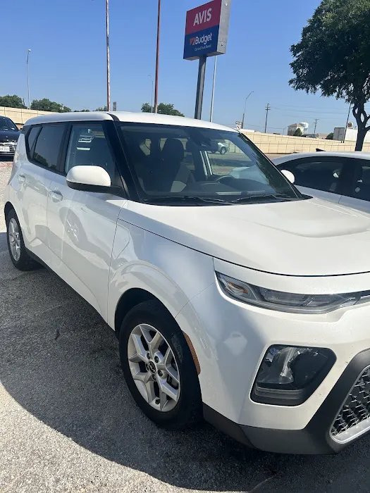 Avis Car Rental Picture 5