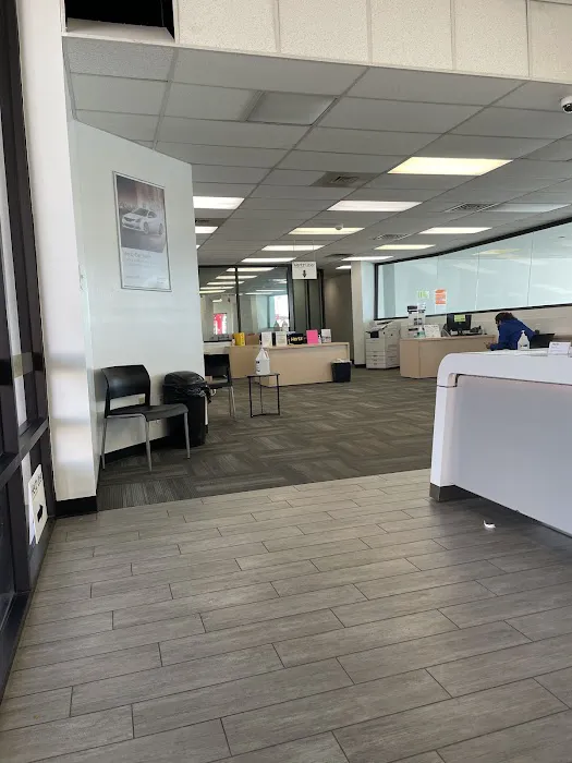 Hertz Car Rental - Richardson - North Central Expressway Picture 5